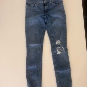 Levi's Women's Distressed Skinny Jeans in Blue Sz 24